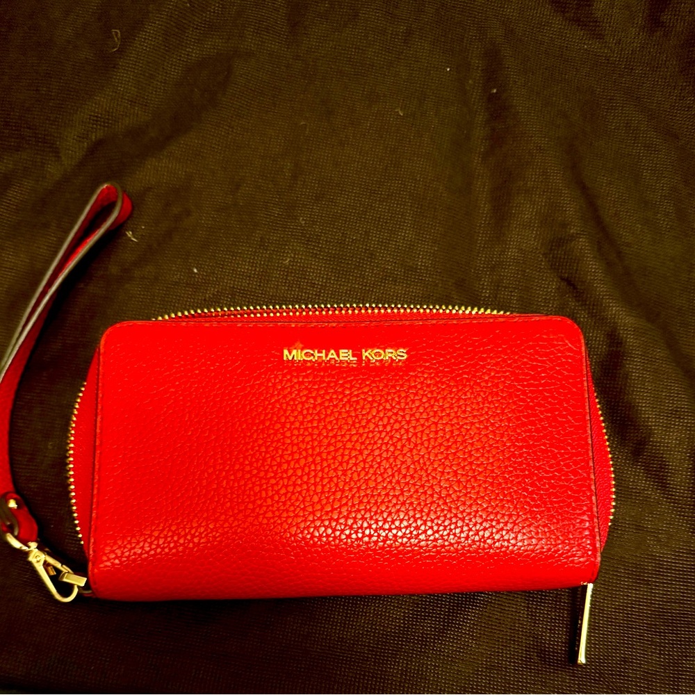 Michael Kors Scarlet Wristlet
